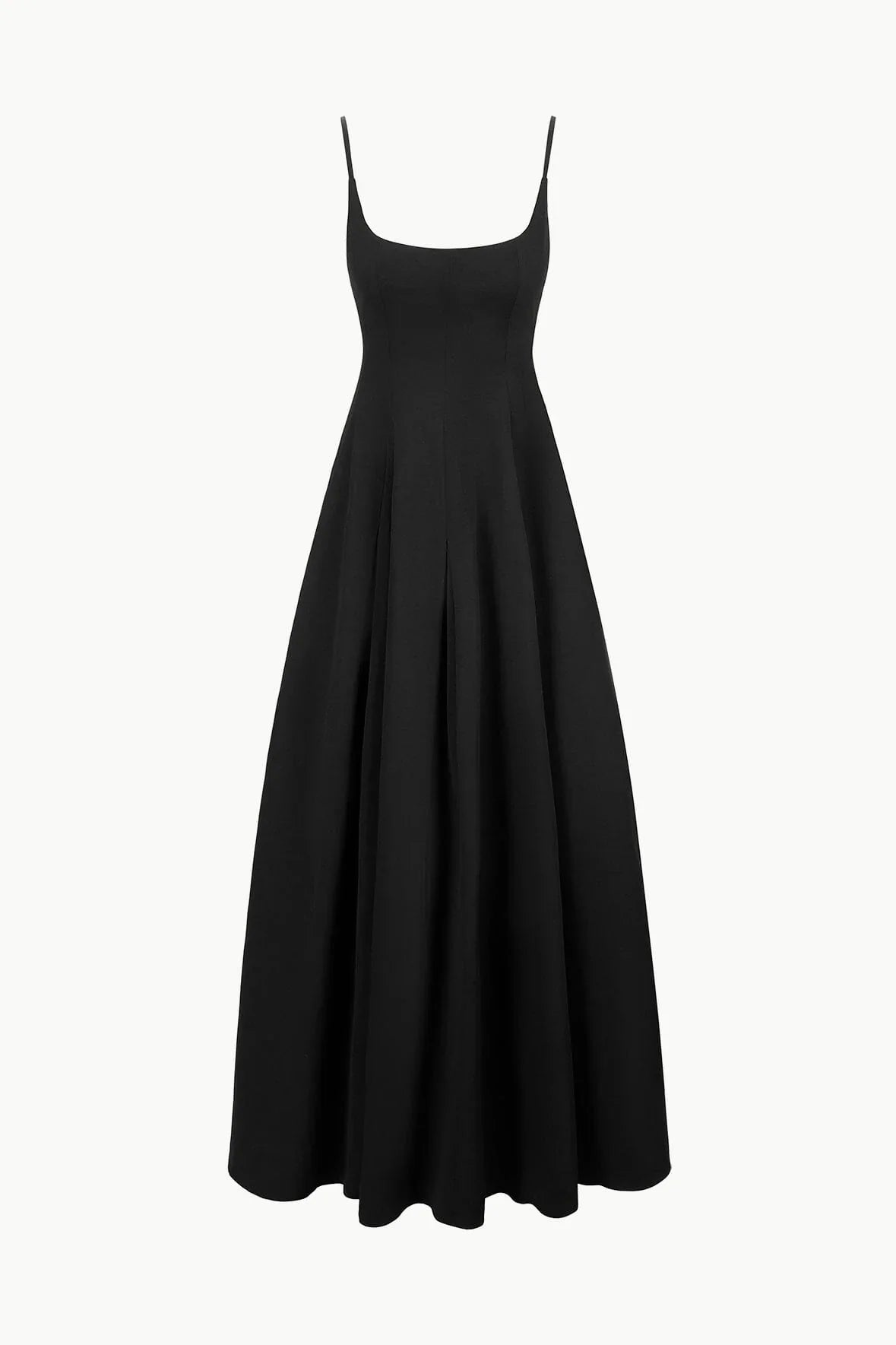 The Joy Maxi Dress by Staud offers a tailored bodice that effortlessly transitions into a flowing A-line skirt, creating a flattering silhouette. Designed with practicality in mind, it includes discreet side pockets and a concealed back zipper for a seamless finish. Ideal for those seeking elegance combined with subtle functionality.
