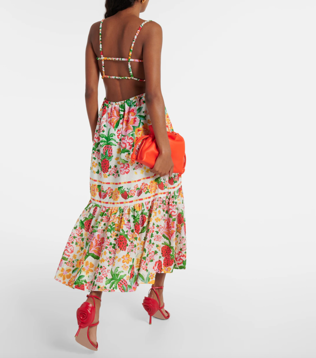 The Floral Sketch cotton midi dress from Farm Rio offers a refined blend of artistry and comfort. Crafted from breathable cotton, this dress features a delicate floral sketch print that enhances its sophisticated silhouette. Its midi length provides versatile styling options, making it ideal for both casual and semi-formal occasions. The natural fabric ensures comfort throughout the day while maintaining a polished look. 