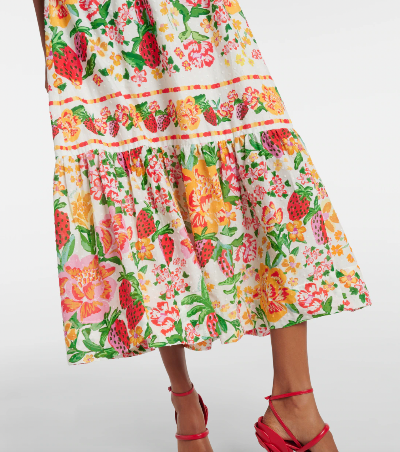 The Floral Sketch cotton midi dress from Farm Rio offers a refined blend of artistry and comfort. Crafted from breathable cotton, this dress features a delicate floral sketch print that enhances its sophisticated silhouette. Its midi length provides versatile styling options, making it ideal for both casual and semi-formal occasions. The natural fabric ensures comfort throughout the day while maintaining a polished look. 