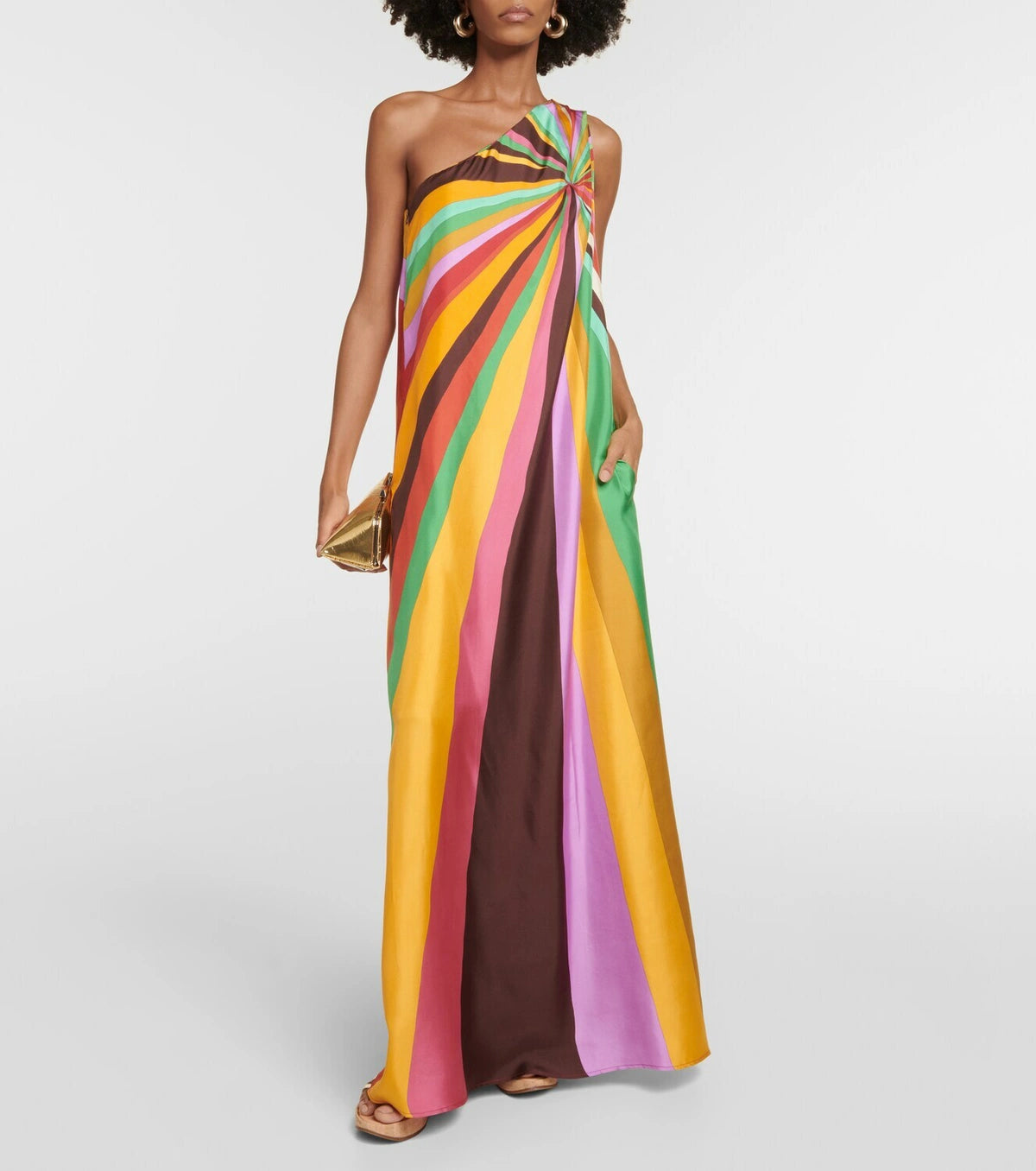 La DoubleJ's Roy maxi dress exemplifies refined craftsmanship through its collaboration with prestigious Milanese textile manufacturers. This striking one-shoulder silhouette features an archival striped pattern rendered in pure silk, delivering both visual intrigue and luxurious drape. The whimsical design balances bold pattern work with elegant proportions, making it an exceptional choice for those seeking distinctive, investment-worthy pieces that transcend seasonal trends.